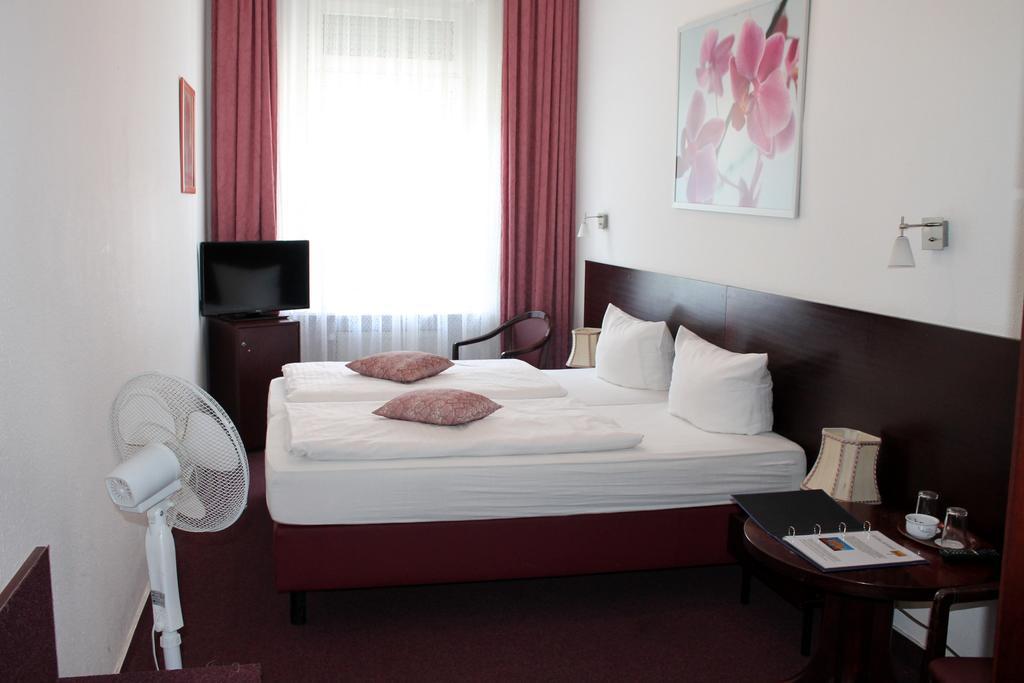 Hotel Novalis Berlin Ngoại thất bức ảnh